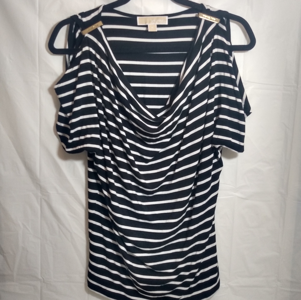 Michael Michael kors black and white blouse